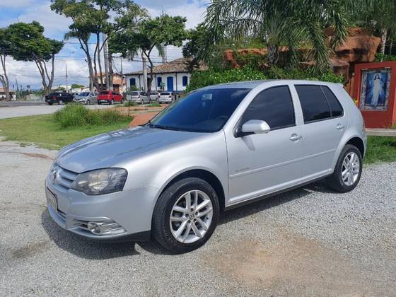 VOLKSWAGEN GOLF 1.6 MI SPORTLINE 8V FLEX 4P MANUAL VOLKSWAGEN GOLF 1.6 MI SPORTLINE 8V FLEX 4P MANUAL